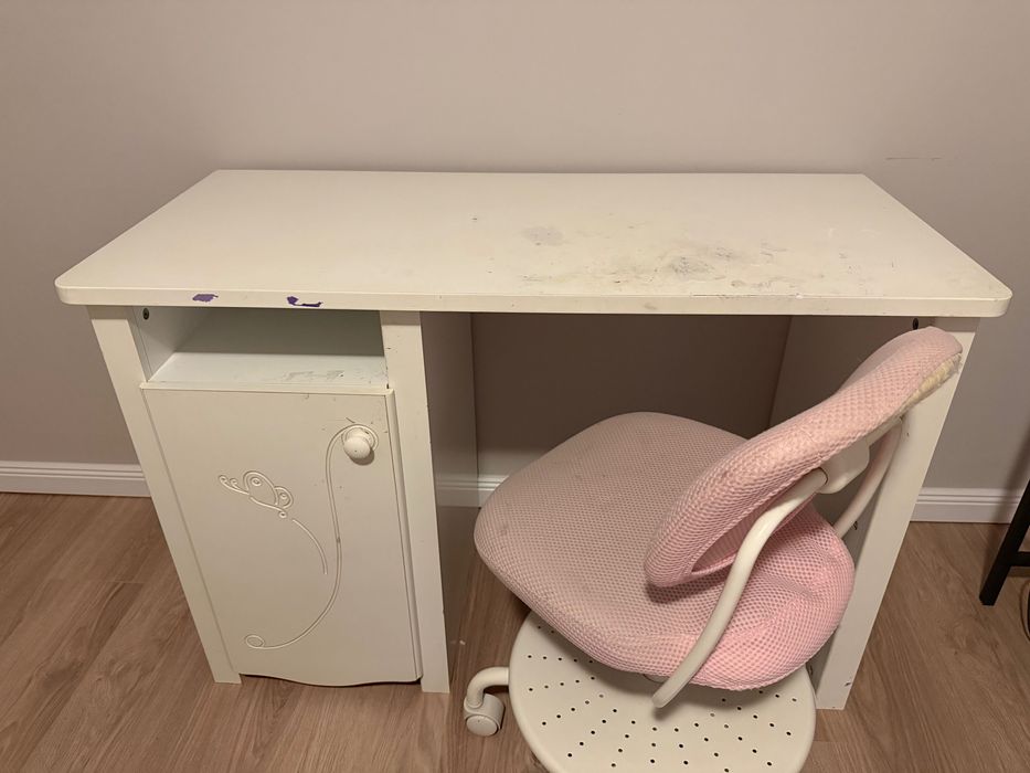 Masa de Birou alb  pentru camera copii