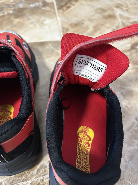 Adidasi cu led Skechers copii