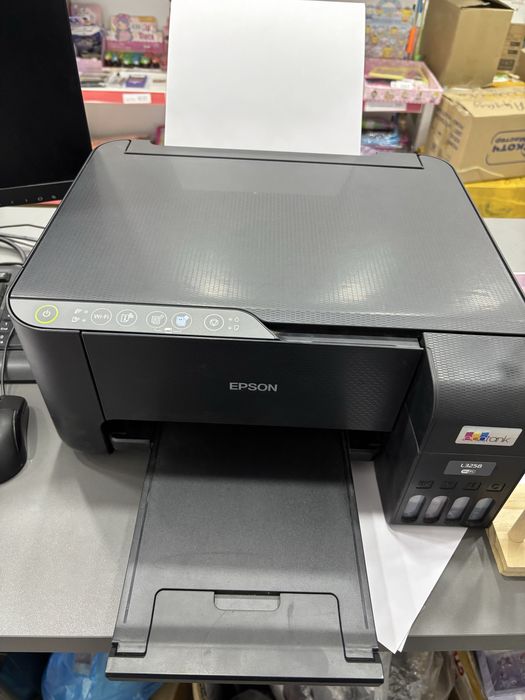 Продам принтер цветной