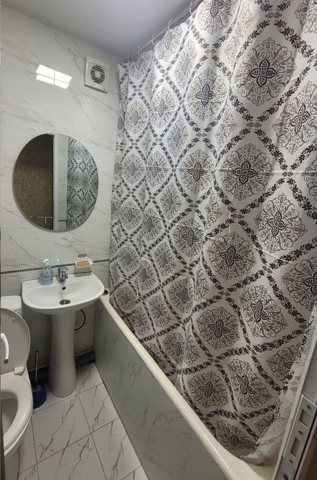 БАЛКОН 2×6, 42м², Чиланзар 24 квартал, Продаётся квартира!