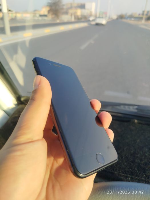 Iphone 7  ochilmagan ATP iwledi