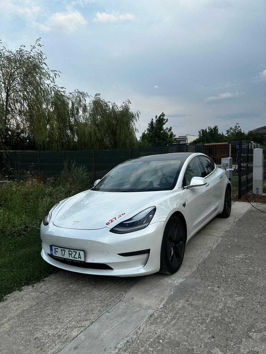 Închiriază Tesla pentru Uber & Bolt | Chirie sau Ramanere