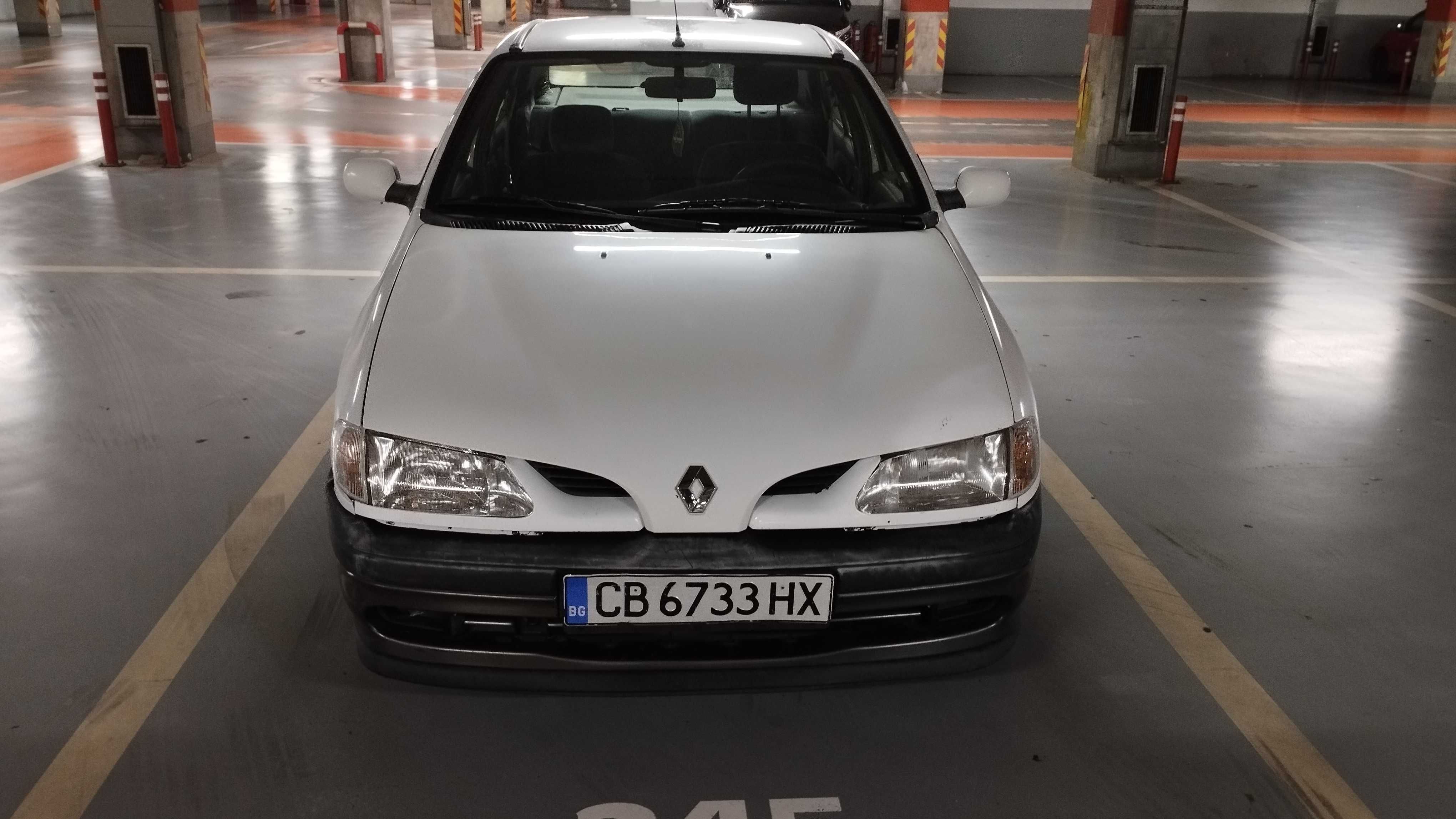 Renault Megane 1998 с газ