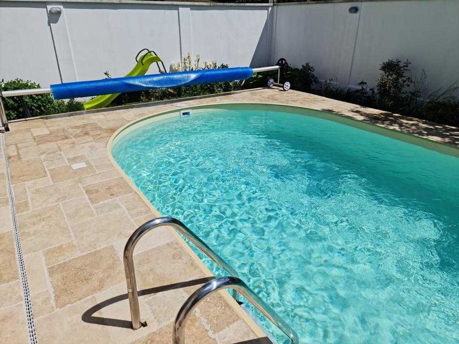 Piscina cu perete metalic 7x3.50x1.50 m si liner PVC Gri