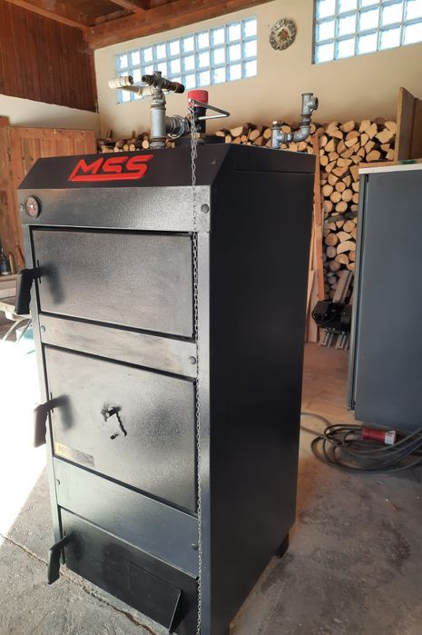 Centrala termica pe lemne