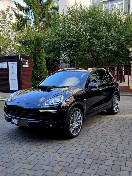 Vand Porsche Cayenne S E-Hybrid 3.0 Plug-in, 416 CP, Full, 2016, Impec