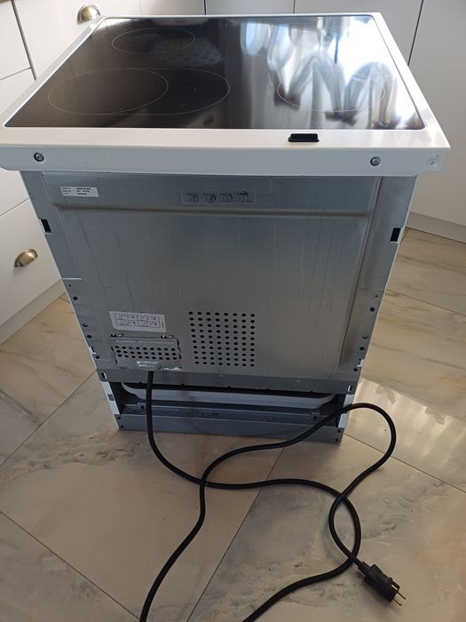 Aragaz AEG electric