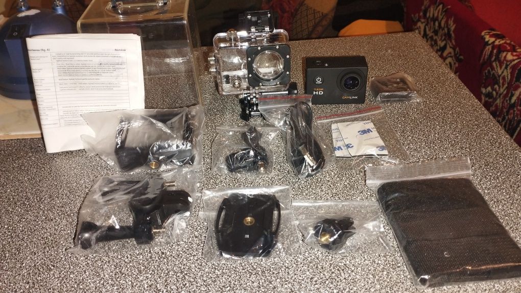 camera waterprof,accesorii ,husa,baterie 3,7V 900mA