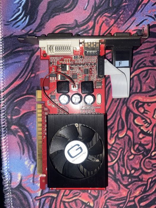 Vand placa video retro Nvidia Gt520