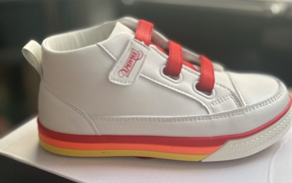 Ghete din piele apawwa