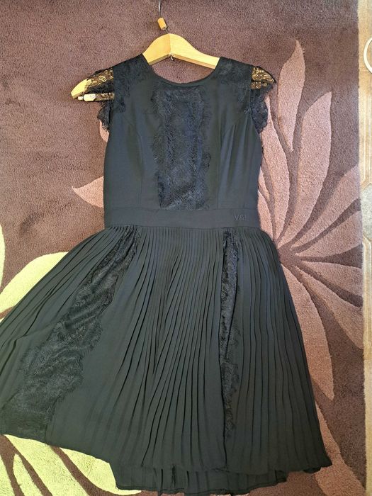 Стилна и нежна рокля VICTORIO $ LUCCHINO