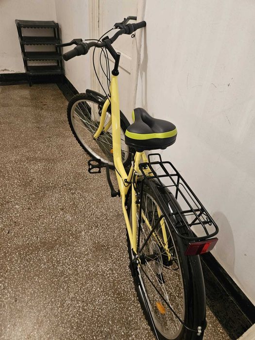 Bicicleta cu viteze vand doua sunt la fel