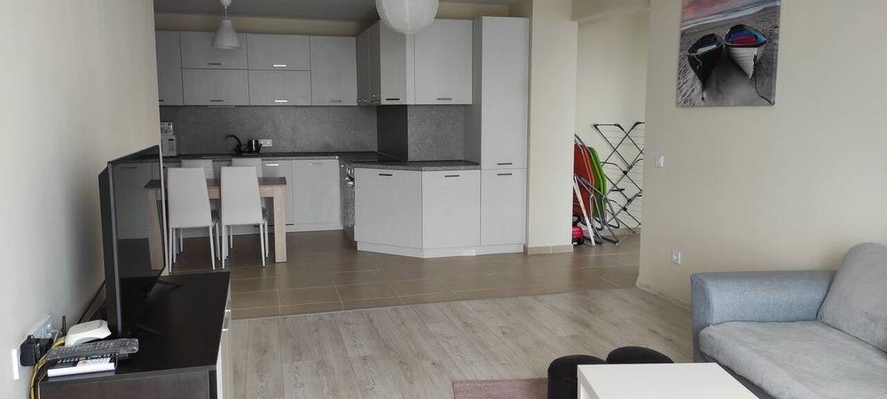 Тристаен, под наем, кв. Сарафово