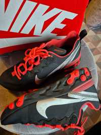Супер Nike в черно и червено