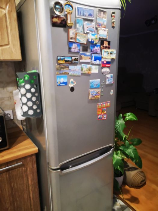 Продам холодильник.