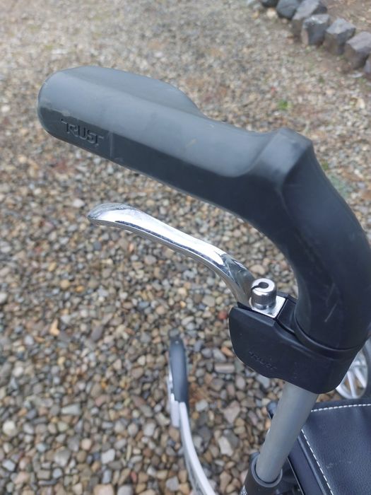 Cadru de mers pliabil