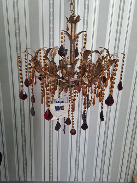 Продам люстру рожкова