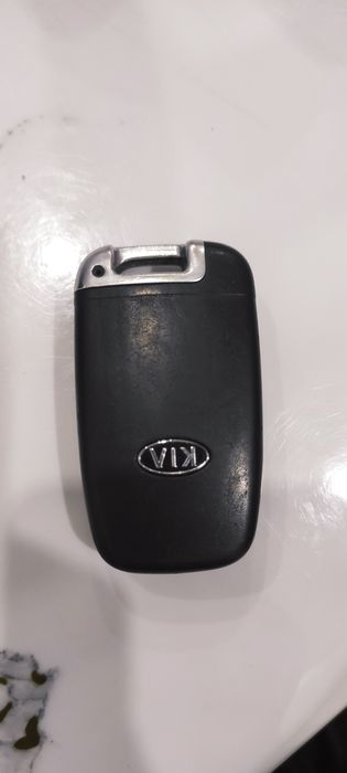 Продаю новые смарт ключи на автомобилиь марки KIA