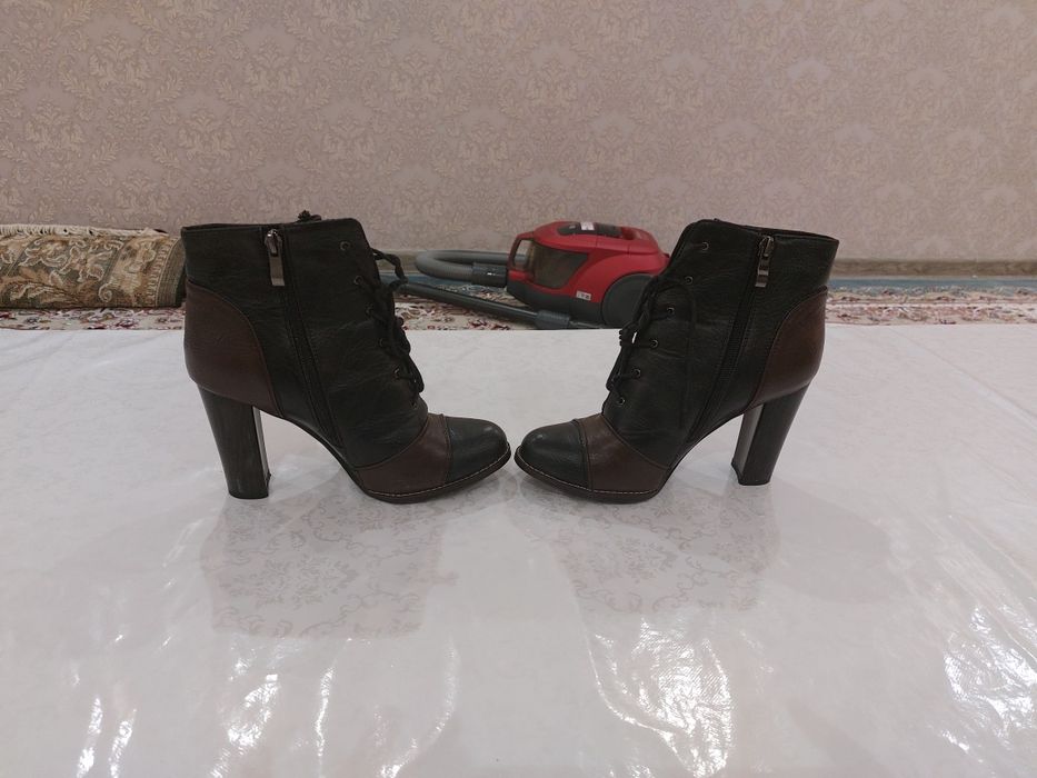 Ботинки, чёрно коричневые