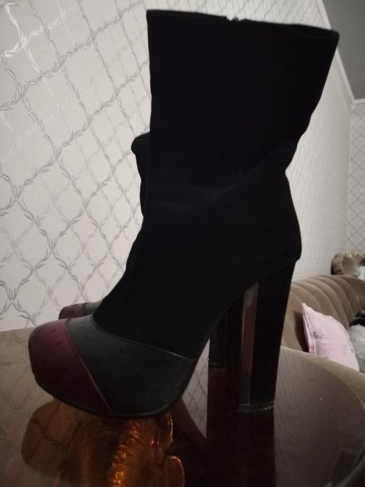 Зимняя женская обувь,замшевые полусапоги