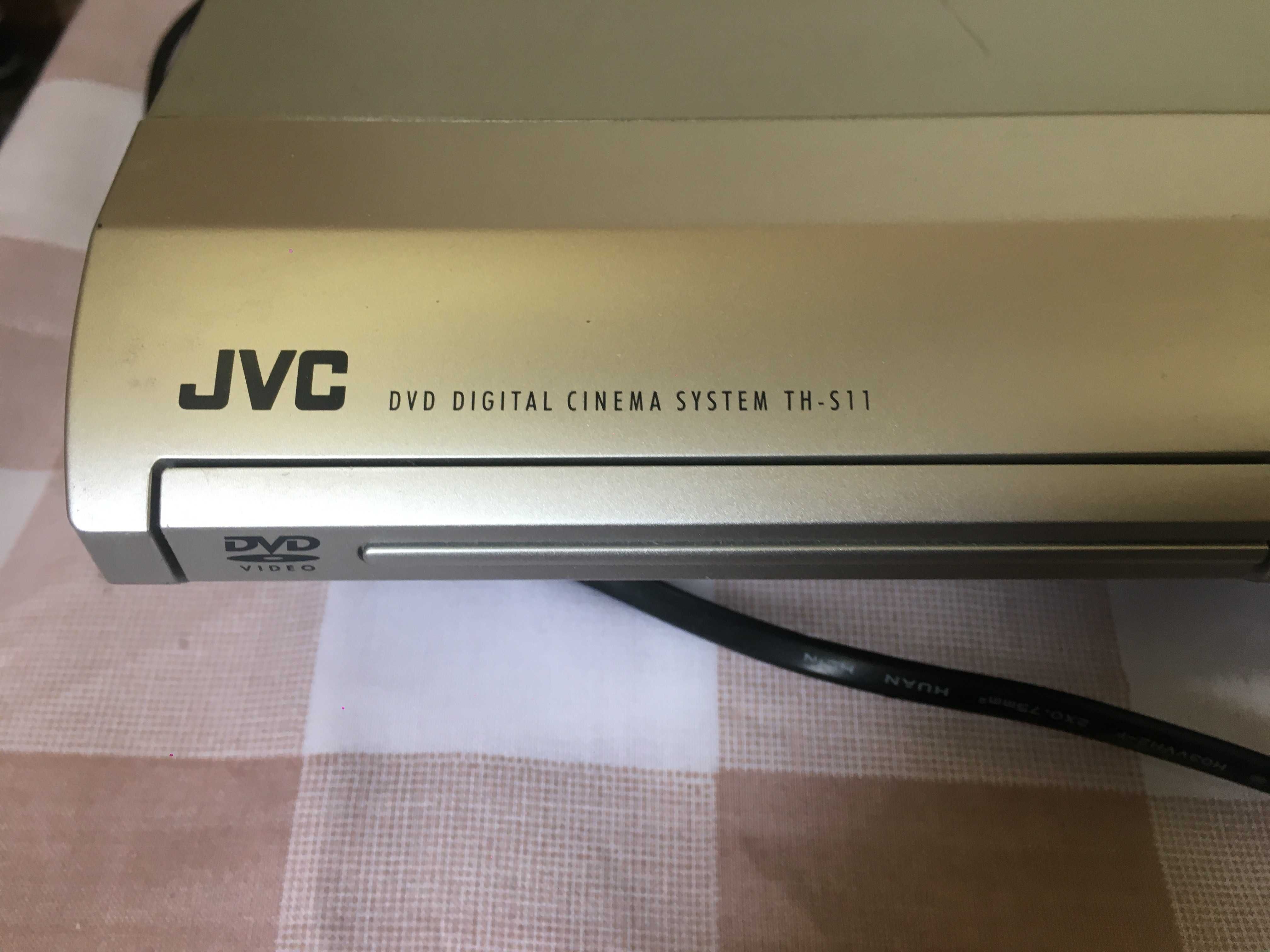 JVC домашно кино TH-S11