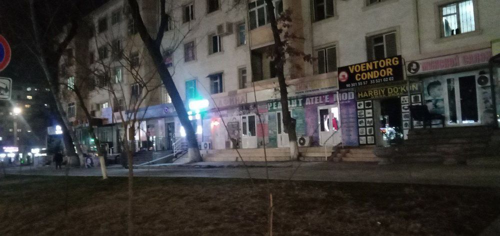 Тижорат жойи сотилади 63 кв.м Фарход бозори чорраха ёнида