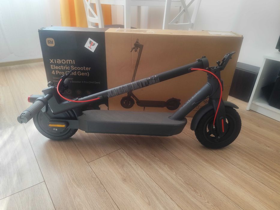 Тротинетка Xiaomi Electric Scooter 4 Pro (2nd Gen), с гаранция