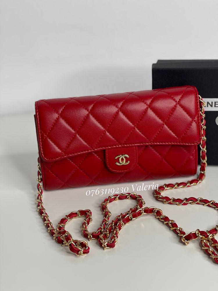 Portofel cu Lant Chanel Lambskin Piele Rosu