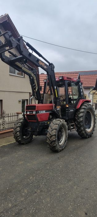 Tractor case international 685 xl încărcător frontal