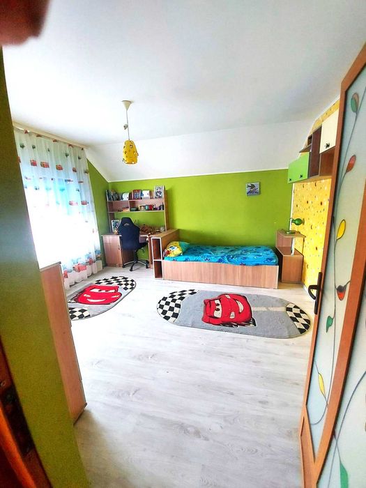 Casa de familie cu camere spatioase