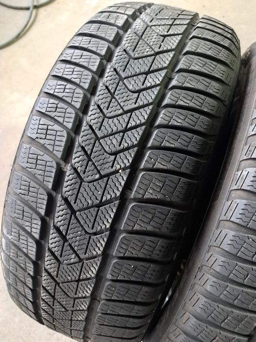 2 anvelope iarnă 225 55 r18 Pirelli