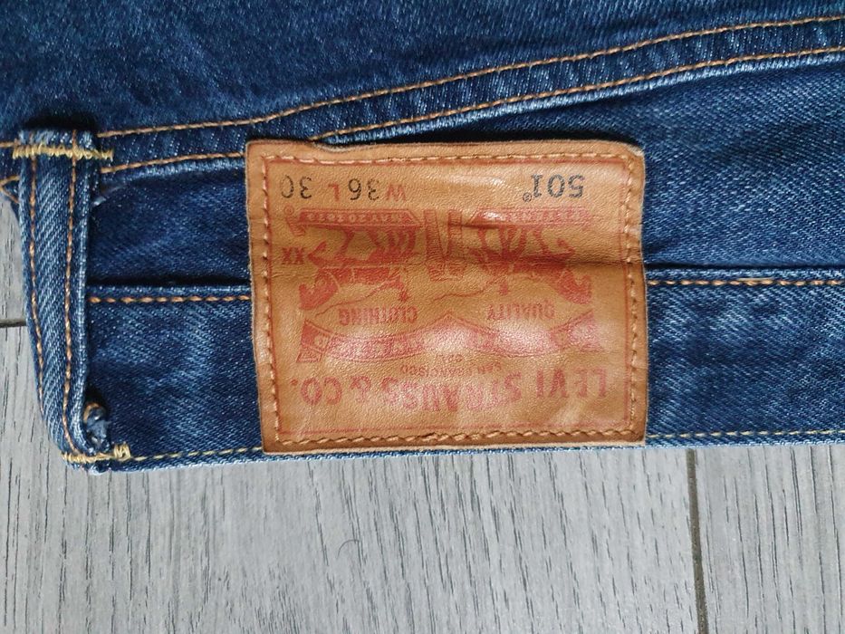 Blugi LEVI'S 501 - Marime W36 L30 (Talie 94 cm)