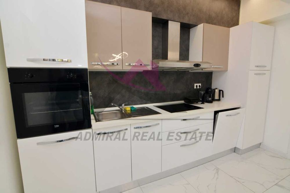 АТРАКТИВНО ПРЕДЛОЖЕНИЕ! Четиристаен- Идеален Център