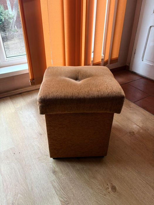 Taburet maro comod