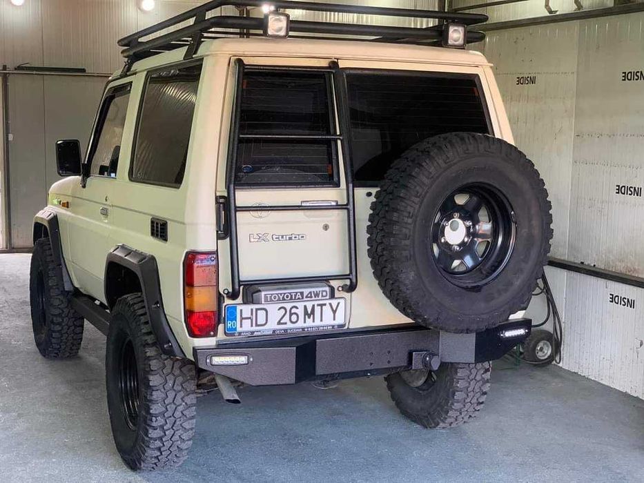 •Toyota Land Cruiser J70 2.5 turbo diesel 4x4 utilitara