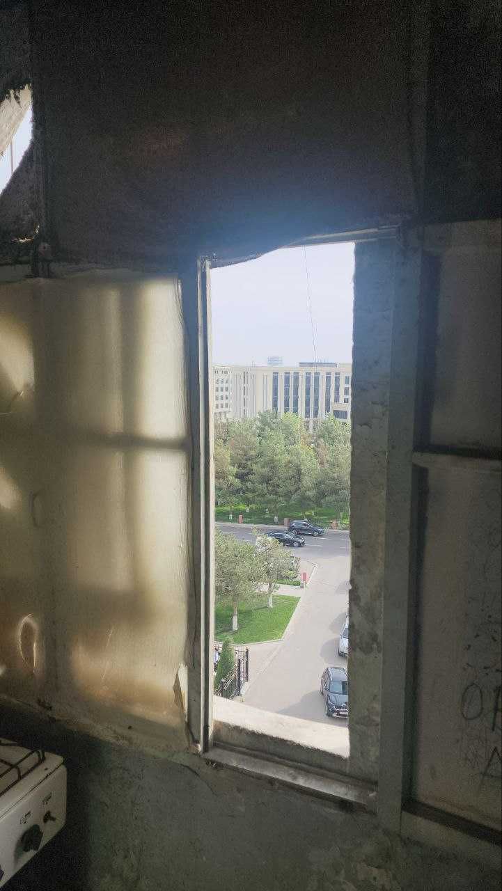 Продается 3-комнатная квартира в Себзоре.