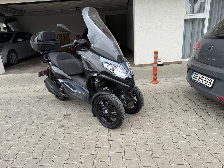 Piaggio 300 HPE, Categoria B