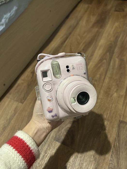 Продается InstaX mini 12