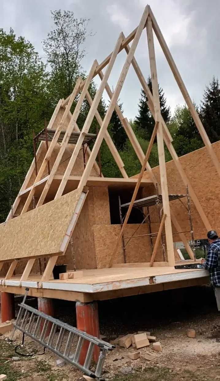 Case modulare la cheie, cabane tip A frame , containere locuibile