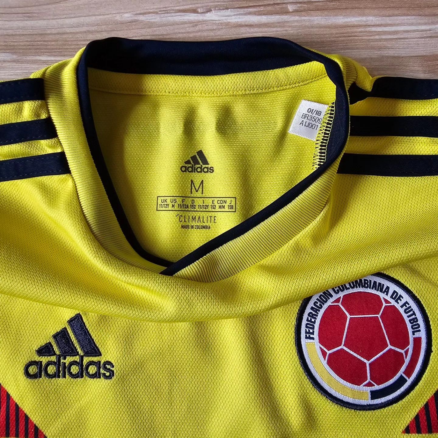 Оригинална тениска Adidas Climalite x Colombia F.C.