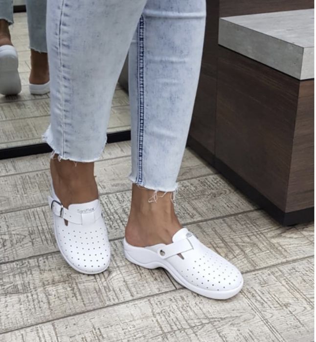 Papuci medicinali piele naturala