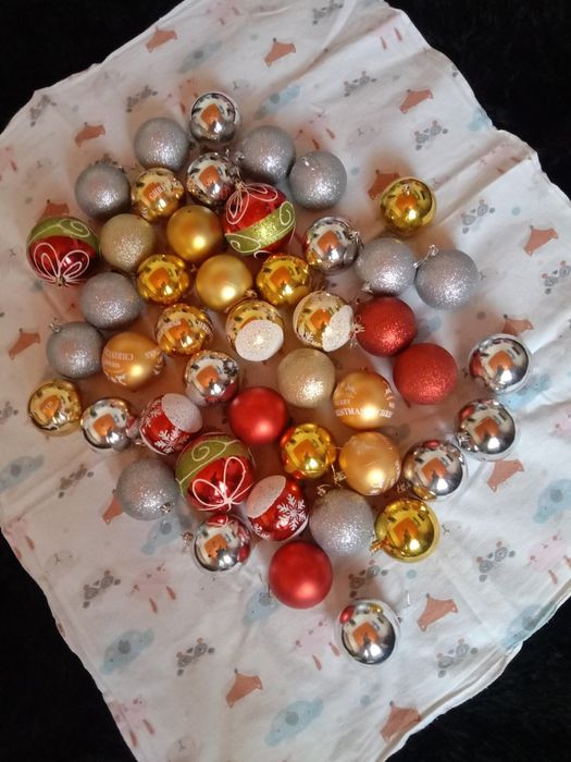 Ёлочные игрушки продам 1500 за все