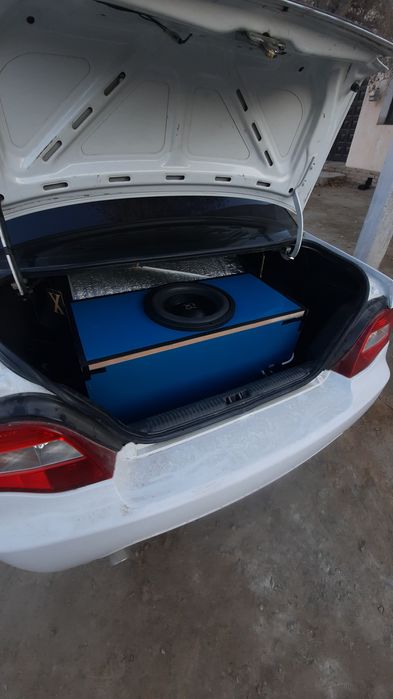 Sombufer yashik sotiladi