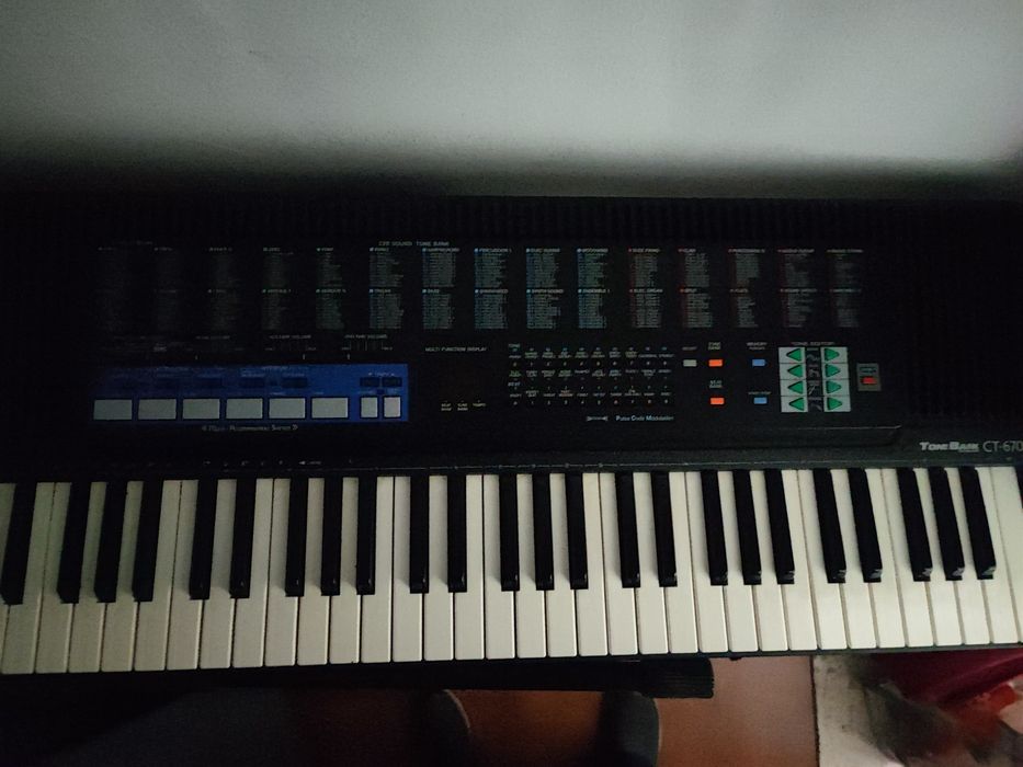 Orga Casio TONE BANK CT-670
