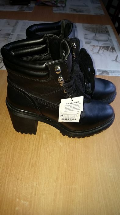 Ghete dama Zara piele