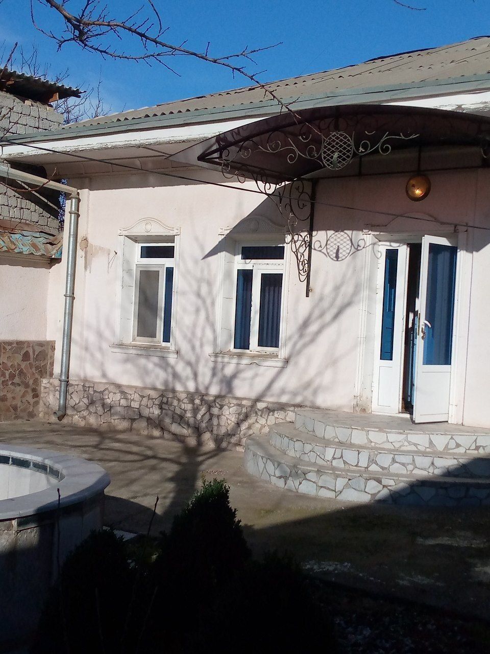 Кибрай Чинобод продаётся дом 3-соток 5-комнат!!!