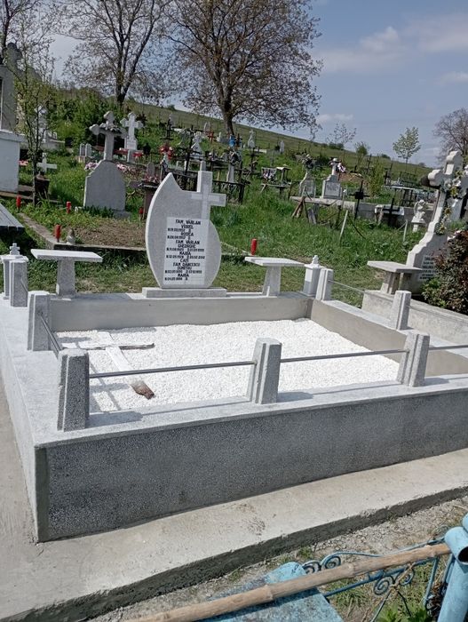 Morminte mozaic, marmura, granit