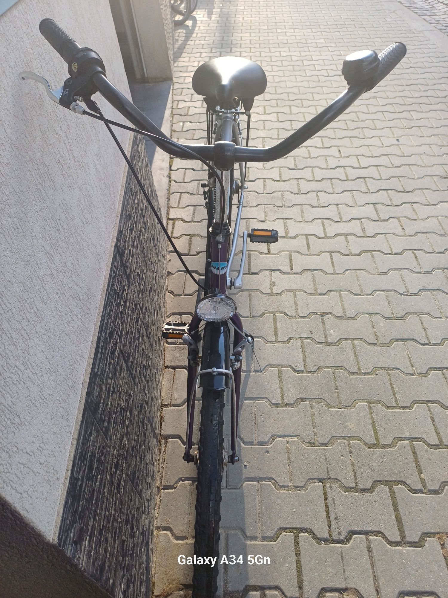 Bicicletă 28 inch cu 3 viteze