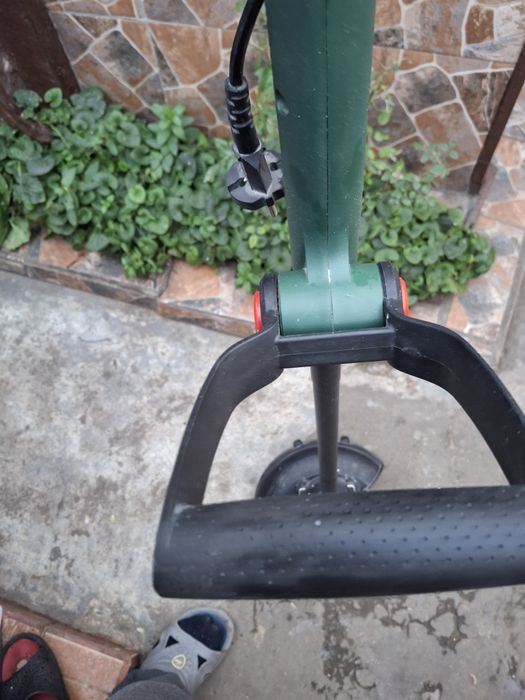 Motocoasa Bosch electrica