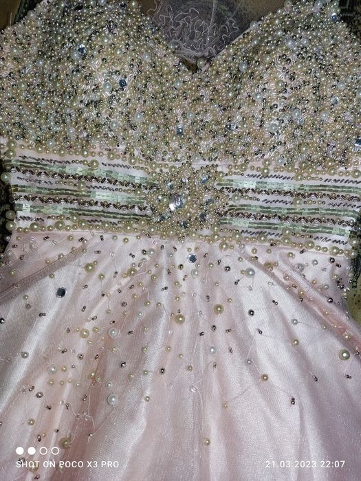 Продам платье ручной работы